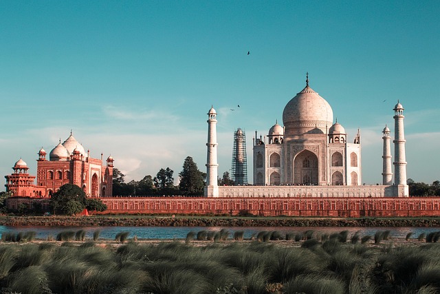 top-10-historical-monuments-in-india